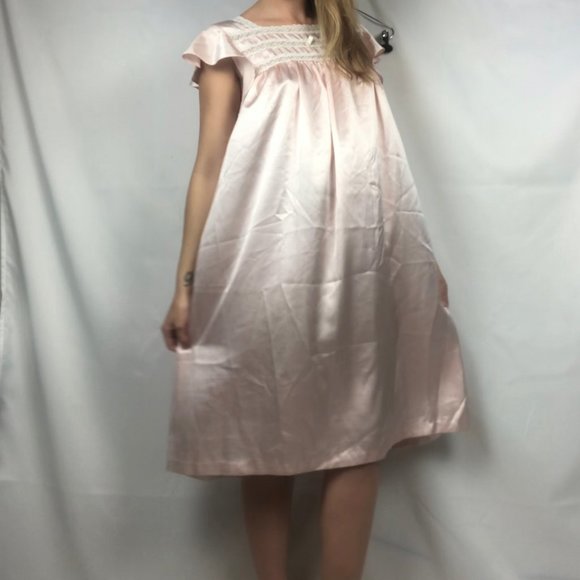 Oscar de la Renta Light Pink Nightgown Satin Vintage Inspired Size Large - Picture 2 of 9